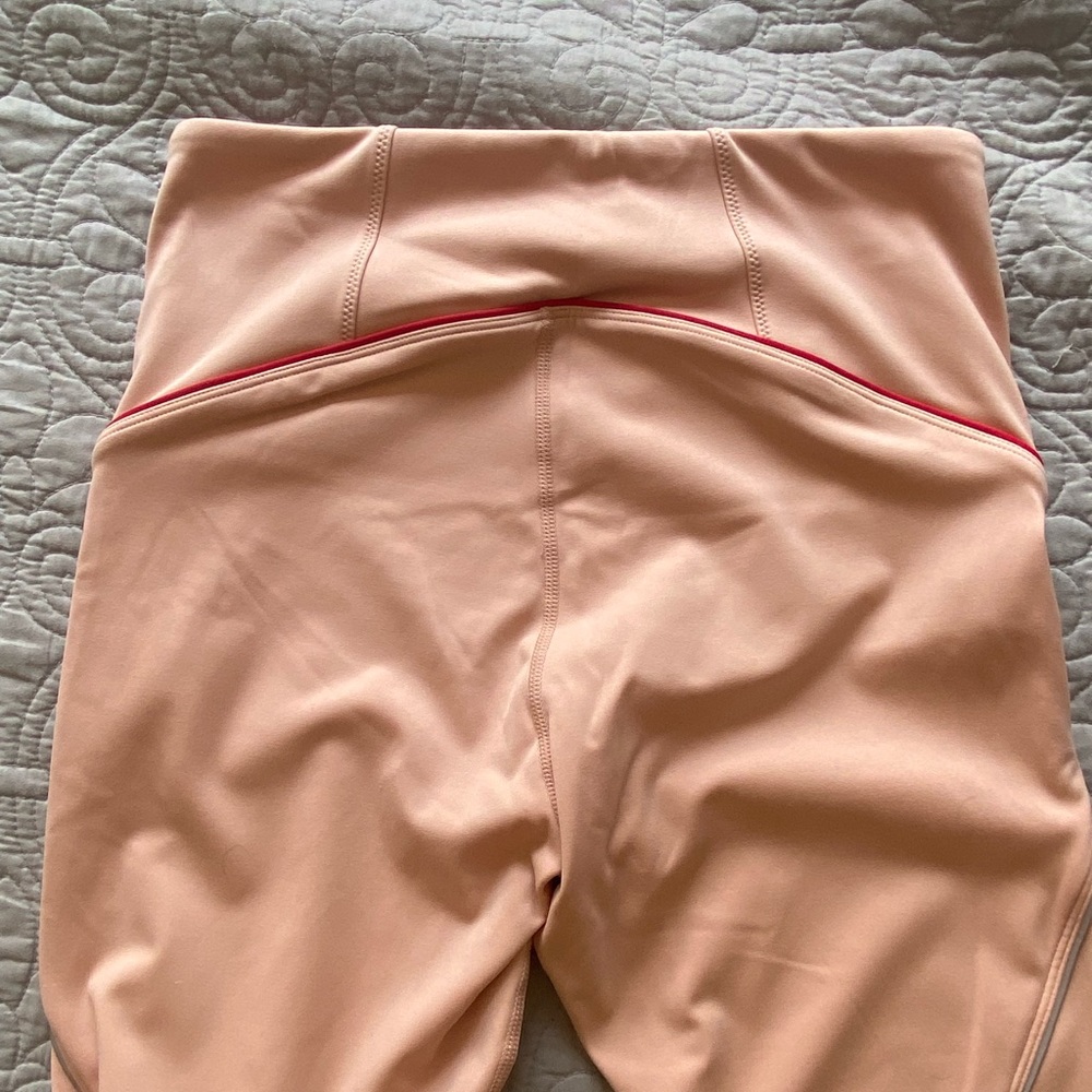 NWT Fabletics High Waisted Motion365 Reflective 7/8 Legging - Picture 2 of 4